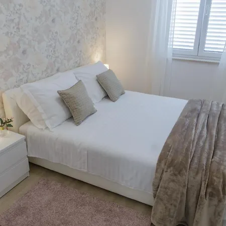 Duplex Marija Near The Old Town *